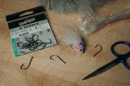 Umpqua Hooks XS420 BN5X Flats (20pk) 01